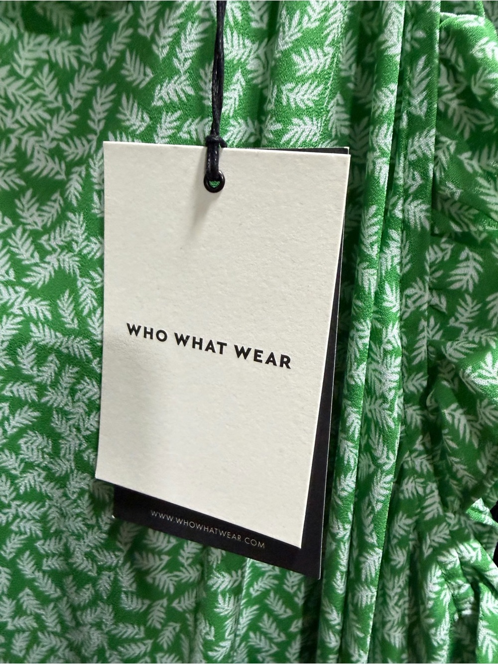 Who What Wear Green Printed midi Dress - Picture 3 of 5